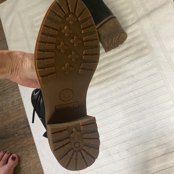 TIMBERLAND SIENNA WATERPROOF BLOCK HEEL BOOTIES w/2.5” HEEL, SIDE ZIP, SZ 7.5 - Picture 14 of 16